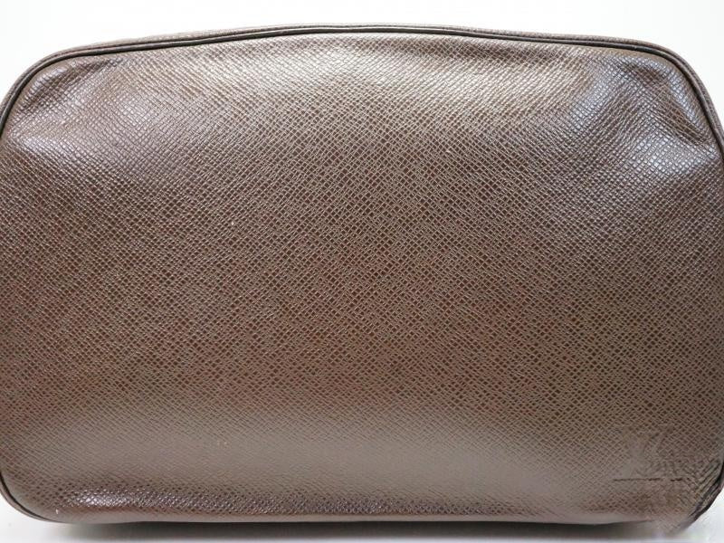 Authentic Pre-owned Louis Vuitton Taiga Grizzli Grizzly Trousse Toilette Gm Clutch Bag Pouch M30218