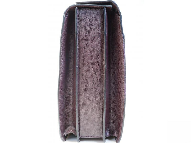Authentic Pre-owned Louis Vuitton Taiga Acajou Pilot Case Oural Document Case M30026 181657