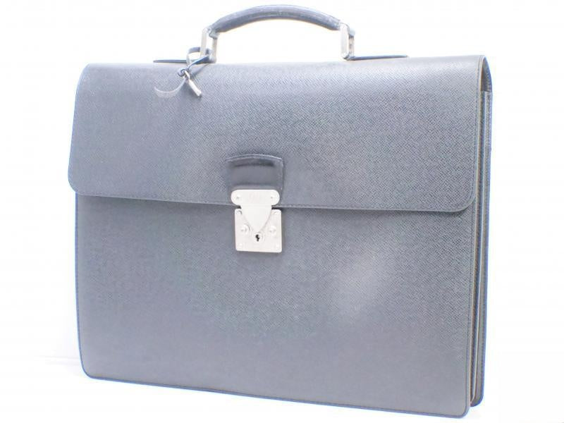 Louis Vuitton Taiga Baikal M30182 Men's Clutch Bag Ardoise Auction