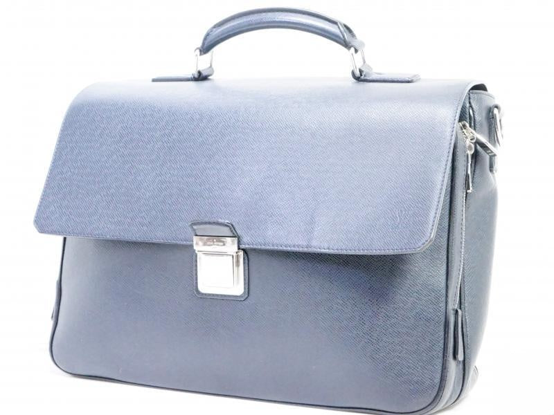 Shop for Louis Vuitton Gray Taiga Leather Vassili GM Briefcase Bag -  Shipped from USA