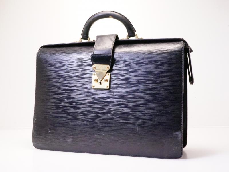 Buy Free Shipping Authentic Pre-owned Louis Vuitton Epi Black Noir  Serviette Fermoir Briefcase Hand Bag M54352 210027 from Japan - Buy  authentic Plus exclusive items from Japan