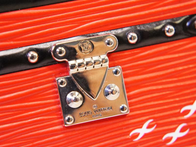 Authentic Pre-owned Louis Vuitton Epi Red Bag Charm Petite Malle Trunk Bag Key Ring M00005 210796