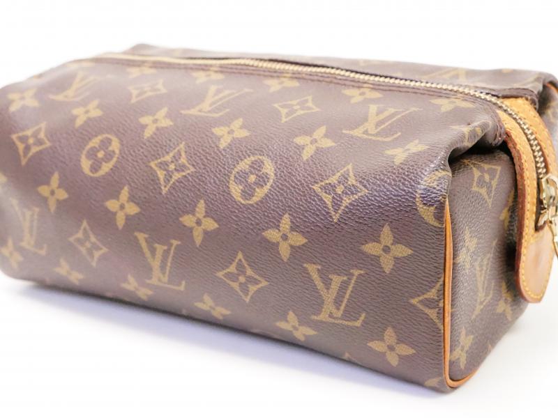 Pre-Owned Louis Vuitton Monogram Jungle Dots Cosmetic Pouch
