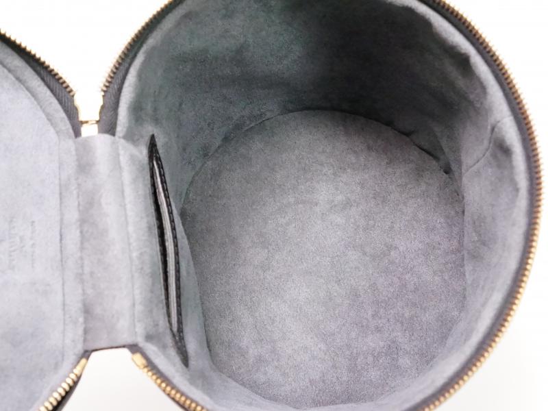 Authentic Pre-owned Louis Vuitton Epi Noir Black Cannes Cosmetic Vanity Hand Bag M48032 211057
