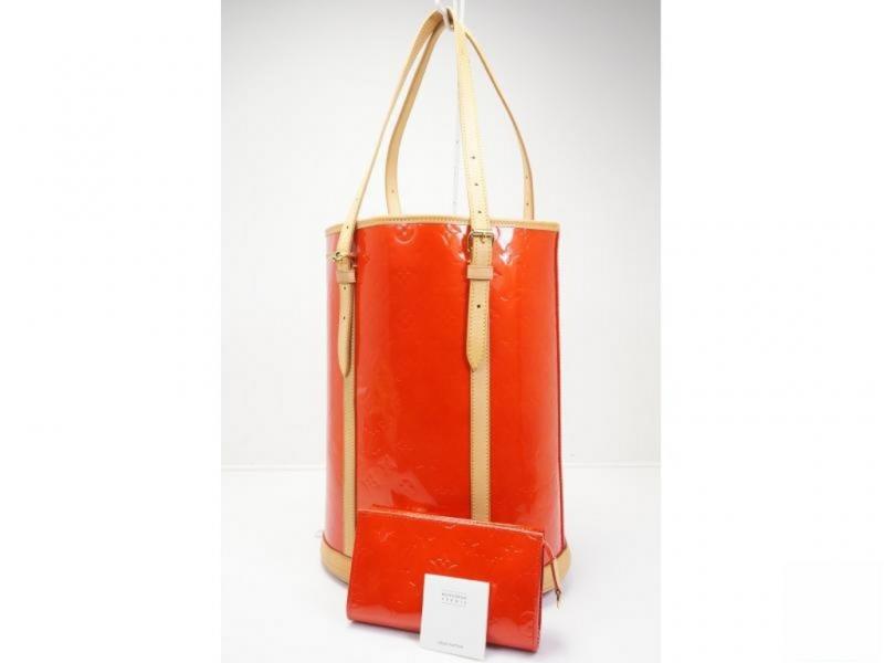 Authentic Pre-owned Louis Vuitton Vernis Special Ordered Rouge Bucket Gm Shoulder Tote Bag 170672