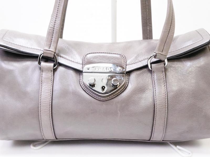 Authentic Pre-owned Prada Gray Leather Shopper Shoulder Bag 200399  