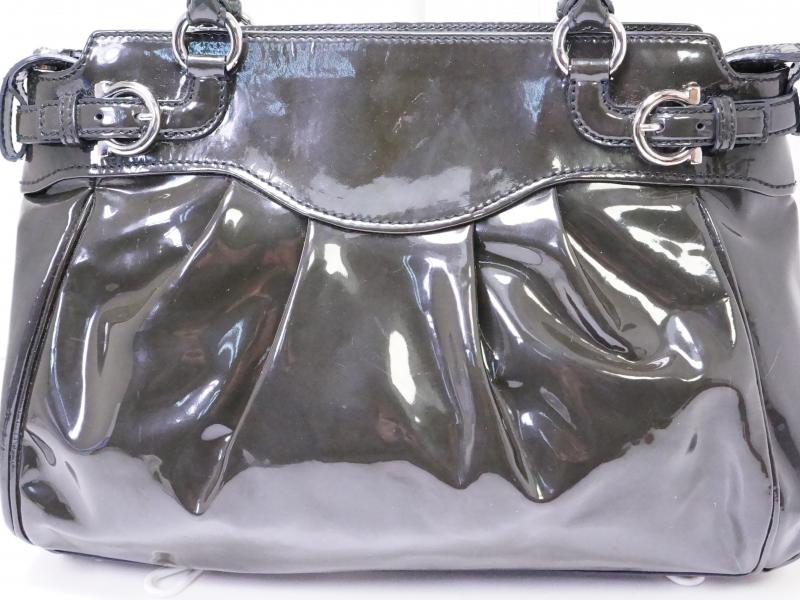 Authentic Salvatore Ferragamo Gancini BW-21 A497 Dark Gray Patent Leather Shoulder Tote Bag 200417 