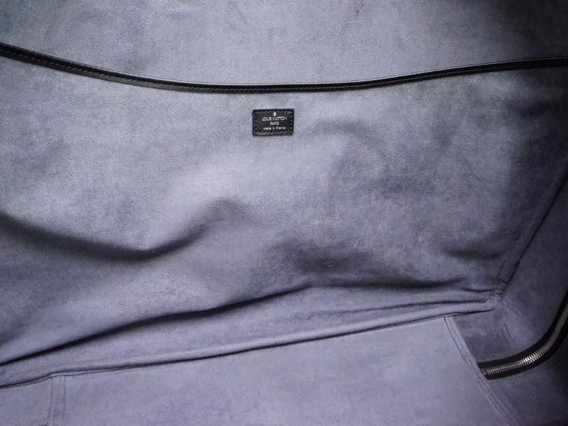 Authentic Pre-owned Louis Vuitton Taiga Leather Ardoise Black Helanga 1 Poche Travel M30102 212102 